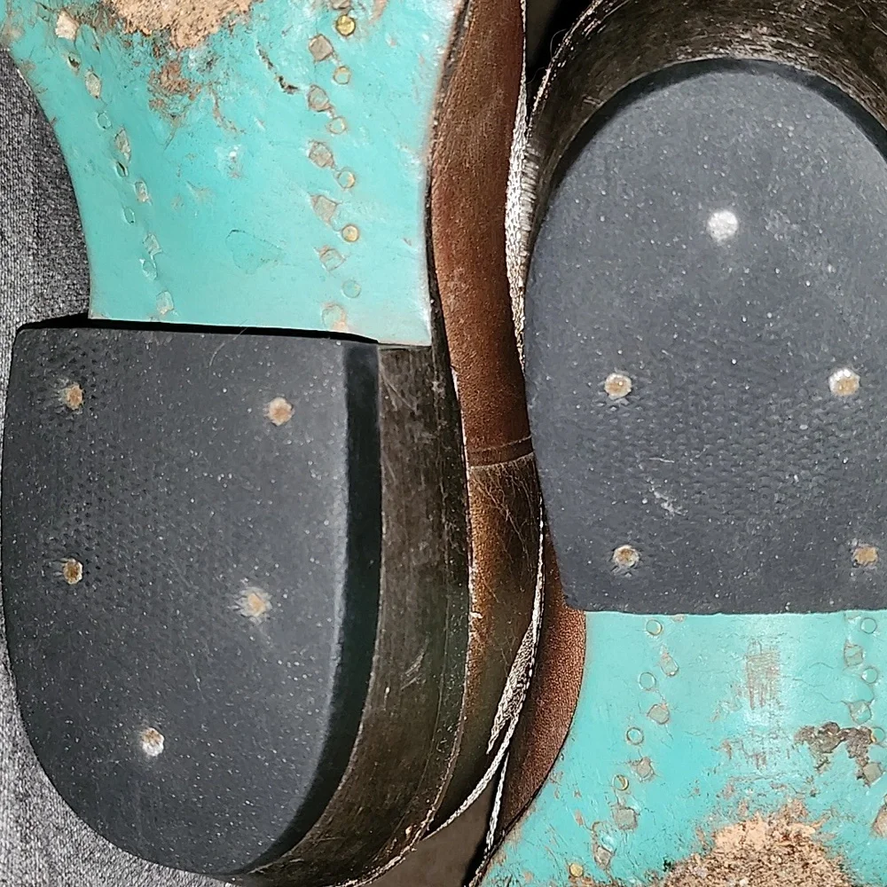 Silver and Brown Western Cowboy Boots - Picture 9 of 9